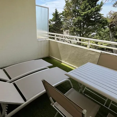 Apartment With Balcony And Pool In La Baule-Escoublac